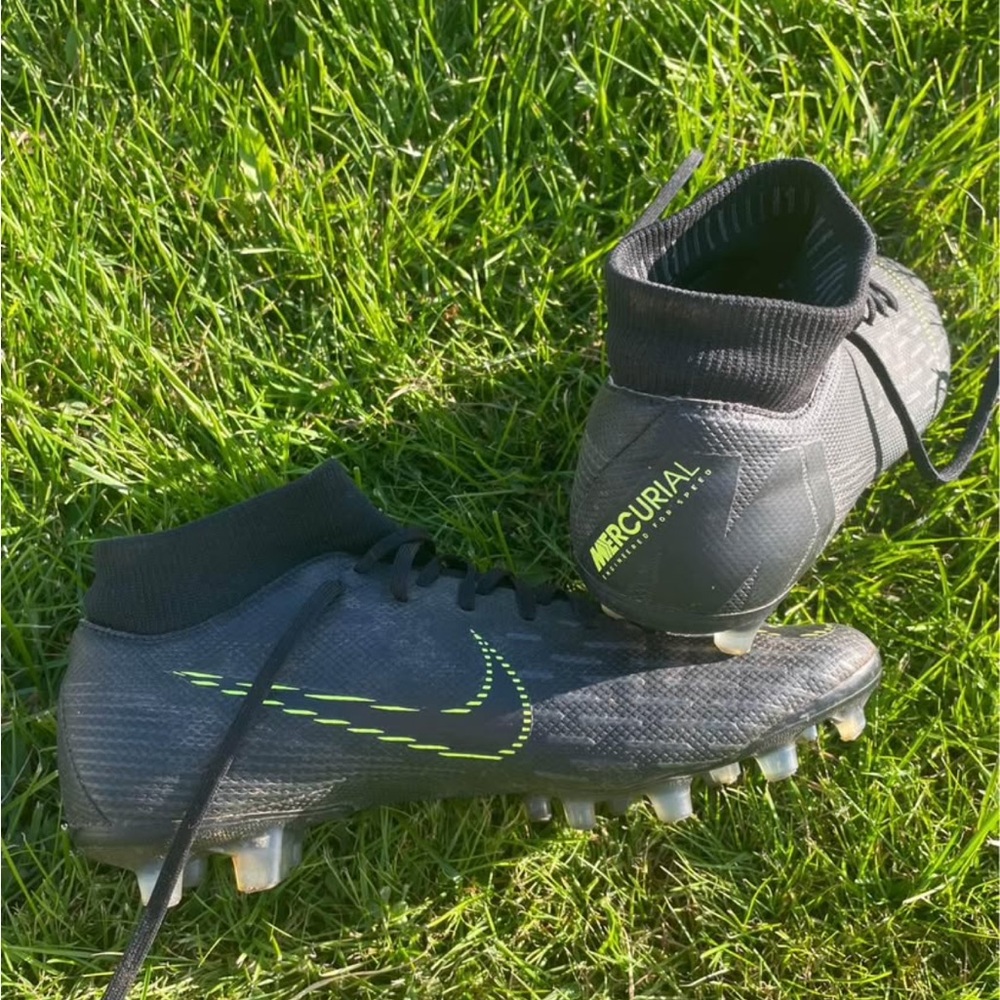 Nike Mercurial Superfly Cleats